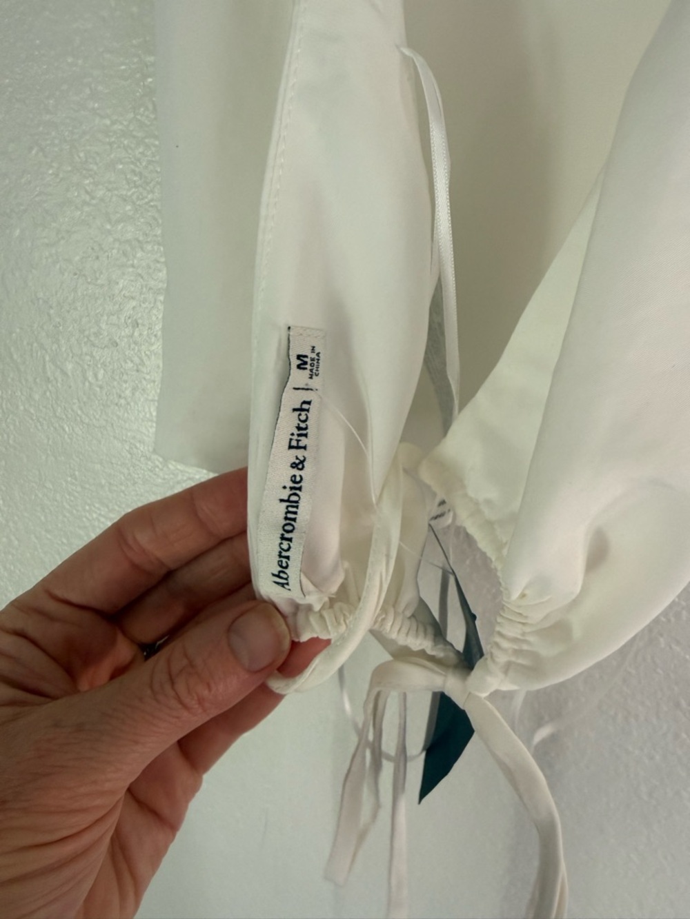 Abercrombie & Fitch White Halter Camisole Size M - Picture 4 of 4
